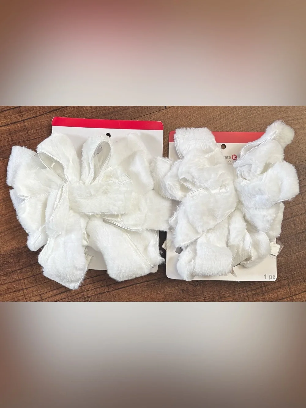 Large Christmas tree topper bows NEW NWT faux fur white 10 total 21”